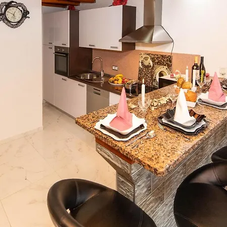 Apartment July *